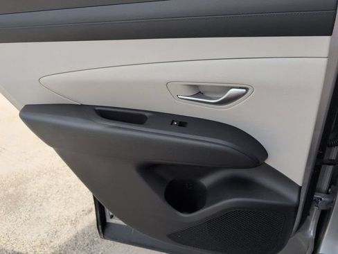 Used 2025 Hyundai Tucson SEL FWD image 26