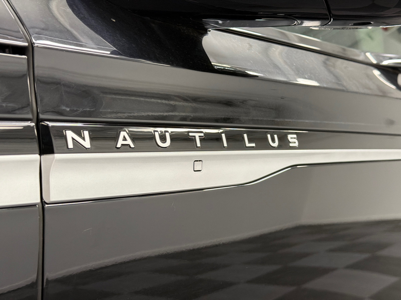 New 2026 Lincoln Nautilus Premier AWD/4WD image 14
