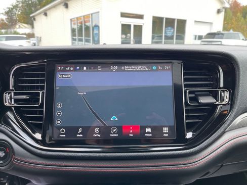 Used 2024 Dodge Durango GT image 33