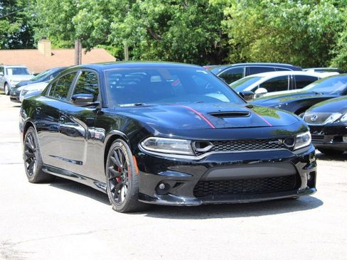 Used 2019 Dodge Charger Scat Pack w/ Dynamics Package RWD image 1