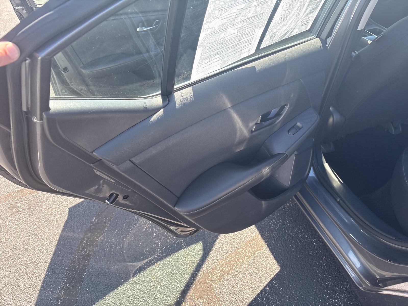 Used 2025 Nissan Sentra SV FWD image 13