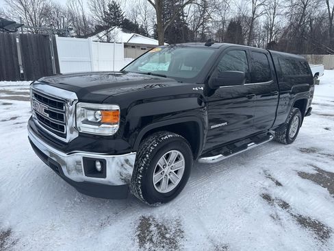 Used 2015 GMC Sierra 1500 SLE w/ SLE Value Package image 1