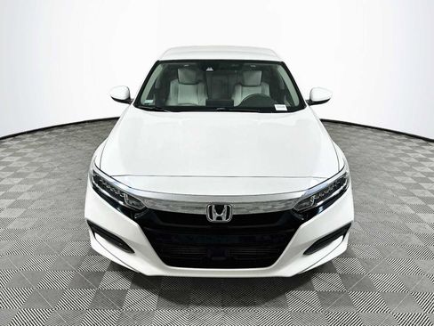 Used 2018 Honda Accord LX image 2