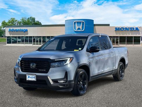 Certified 2023 Honda Ridgeline Black Edition image 2