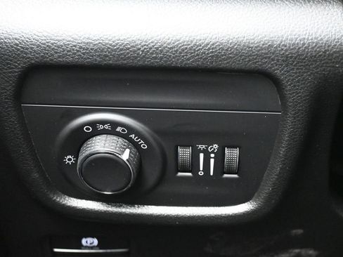 New 2026 Jeep Grand Cherokee L Laredo image 23