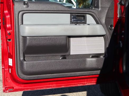 Used 2014 Ford F150 XLT w/ XLT Chrome Package image 16