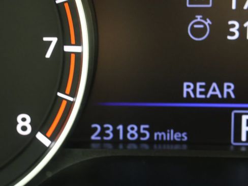 Used 2023 Nissan Altima 2.5 SV FWD image 13