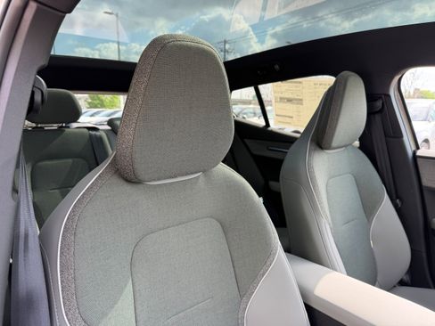 New 2026 Volvo EX30 Plus w/ Protection Package RWD image 9