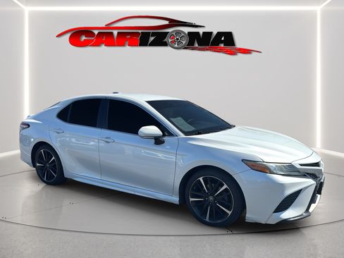 Used 2019 Toyota Camry XSE w/ Navigation Package FWD image 2