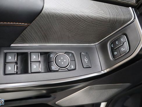 Certified 2024 Ford F450 Platinum w/ FX4 Off-Road Package image 15