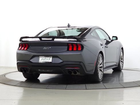 Used 2025 Ford Mustang GT Premium RWD image 10