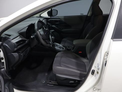 Used 2025 Subaru Crosstrek 2.5i Premium AWD/4WD image 11