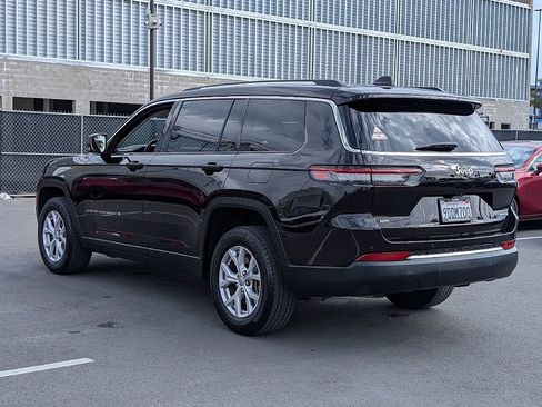 Used 2022 Jeep Grand Cherokee L Limited image 11