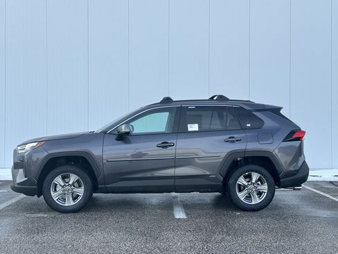 New 2025 Toyota RAV4 XLE image 2