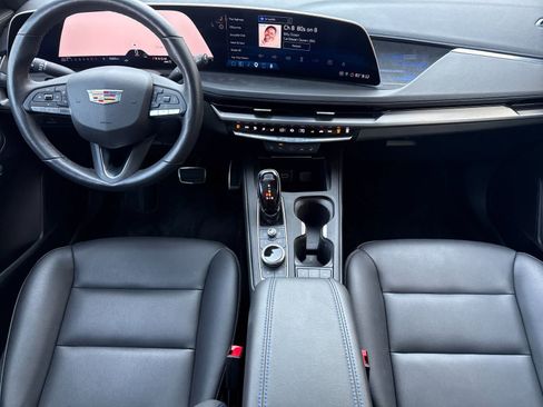 Used 2025 Cadillac XT4 Sport AWD/4WD image 3