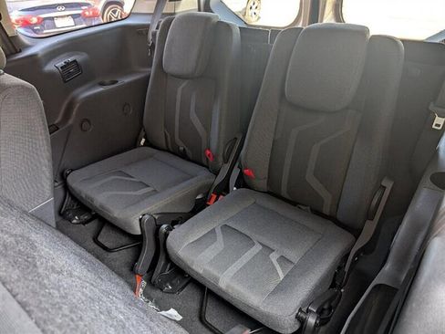 Used 2018 Ford Transit Connect XLT image 24