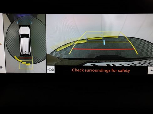 Used 2024 Toyota Land Cruiser image 24