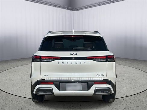 Certified 2023 INFINITI QX60 Sensory w/ Vision Package image 8