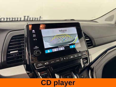 Used 2023 Honda Odyssey Touring image 17
