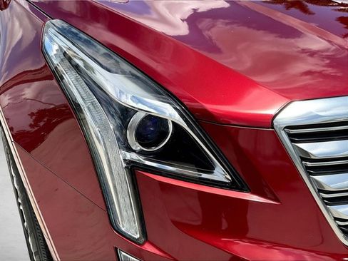 Used 2019 Cadillac XT5 FWD image 27