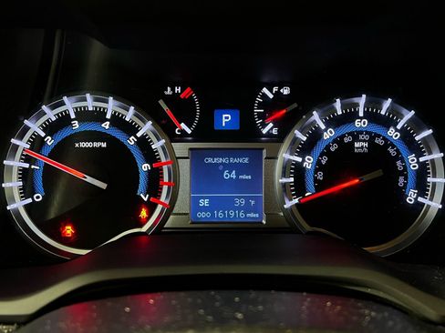 Used 2015 Toyota 4Runner Limited image 11