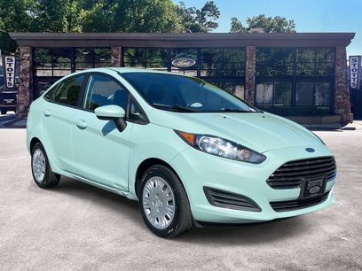 Used 2017 Ford Fiesta SE