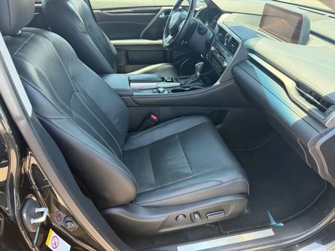 Used 2017 Lexus RX 350 FWD w/ Premium Package image 8