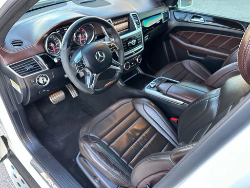 Used 2013 Mercedes-Benz ML 63 AMG 4MATIC image 13