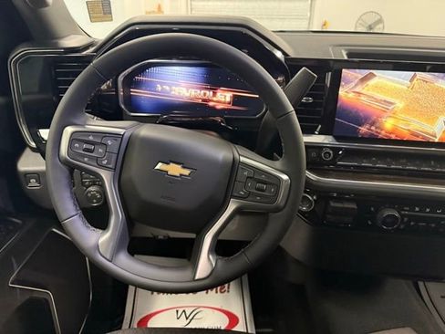 New 2026 Chevrolet Silverado 1500 LT image 17