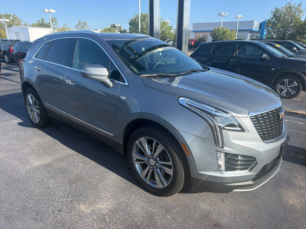 Used 2024 Cadillac XT5 Premium Luxury w/ LPO, Floor Liner Package AWD/4WD image 3