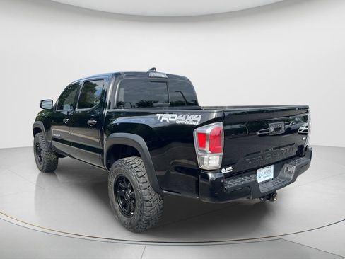 Used 2020 Toyota Tacoma TRD Off-Road w/ Technology Package AWD/4WD image 7