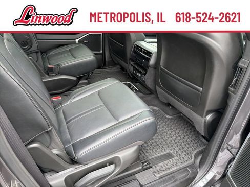 Used 2024 Jeep Wagoneer Series II AWD/4WD image 10