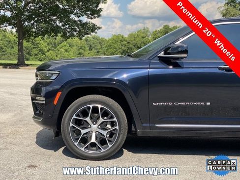 Used 2024 Jeep Grand Cherokee Summit image 10