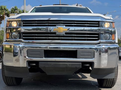 Used 2015 Chevrolet Silverado 2500 W/T w/ WT Convenience Package AWD/4WD image 7