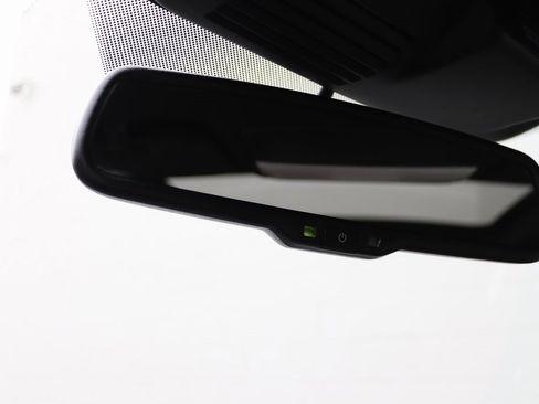 Used 2025 Mitsubishi Outlander SEL image 17