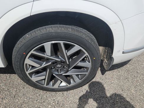 Used 2023 Hyundai Santa Fe Calligraphy image 6