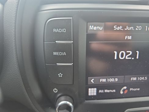 Certified 2025 Kia Soul LX w/ LX Technology Package FWD image 15