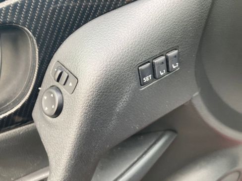 Used 2018 Nissan Rogue SL w/ Premium Package image 36