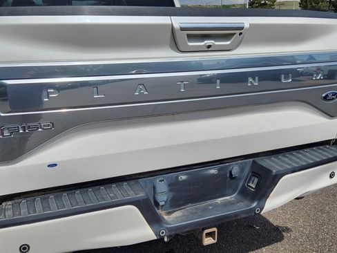 Used 2016 Ford F150 Platinum w/ Equipment Group 701A Luxury AWD/4WD image 20