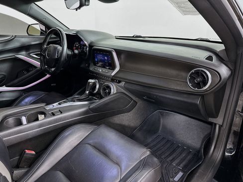 Used 2020 Chevrolet Camaro SS image 30