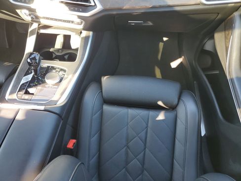 Used 2023 BMW X5 sDrive40i w/ Premium Package image 16