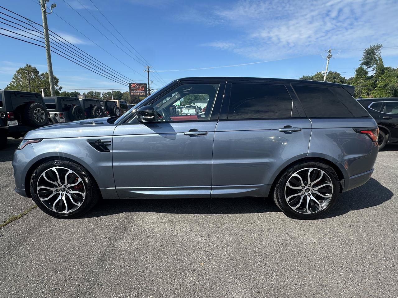 Used 2019 Land Rover Range Rover Sport Supercharged AWD/4WD image 8