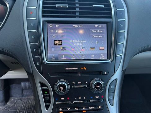 Used 2020 Lincoln Nautilus Reserve w/ Equipment Group 201A image 10