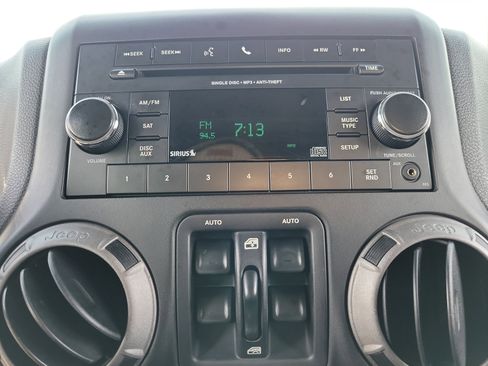 Used 2015 Jeep Wrangler Unlimited Sport w/ Quick Order Package 24S image 14