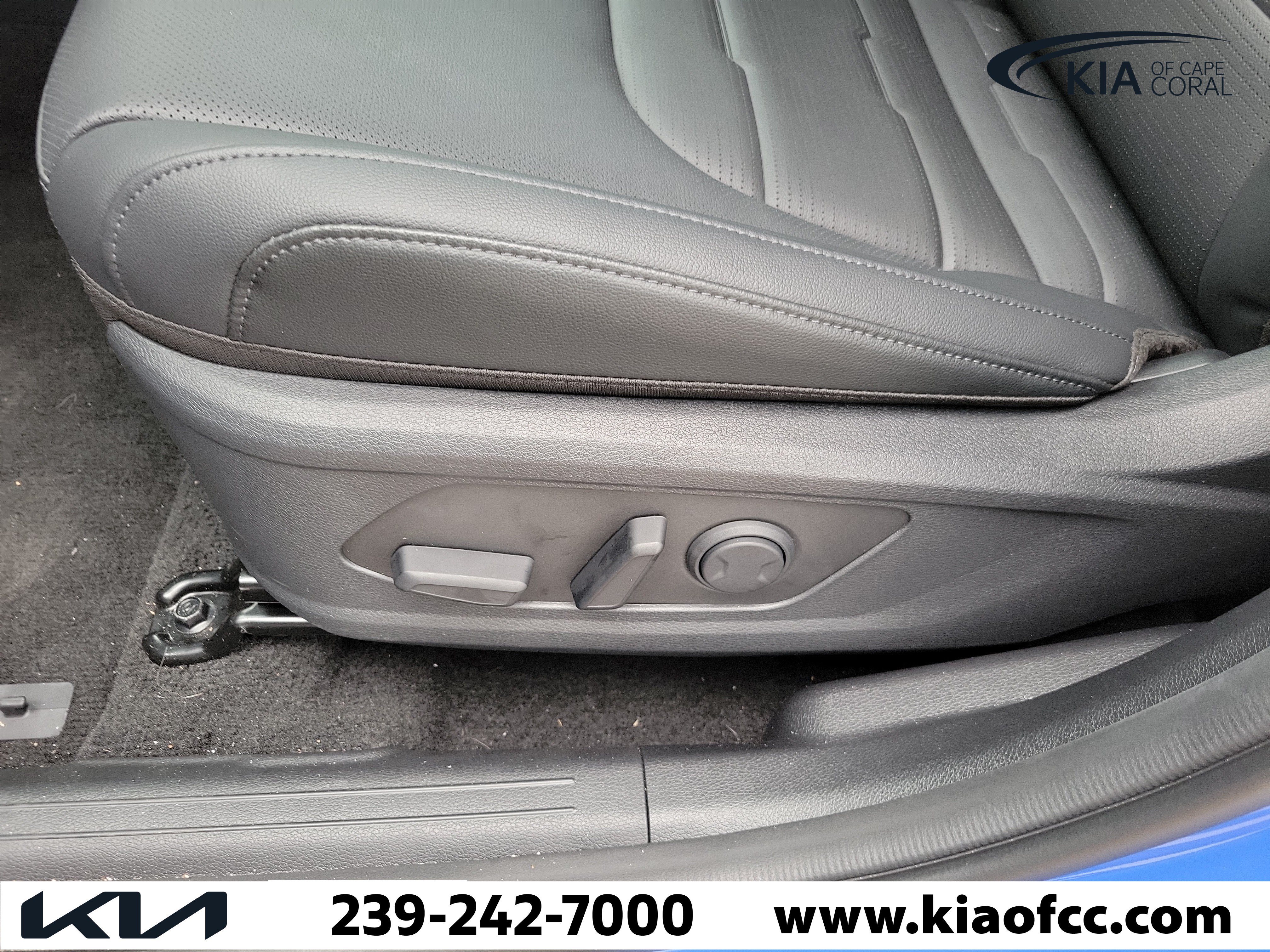 New 2026 Kia Sportage SX FWD image 33