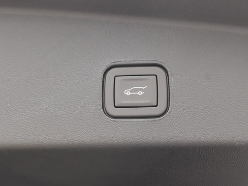 New 2026 Cadillac Lyriq V w/ LPO, Floor Liner Package image 31