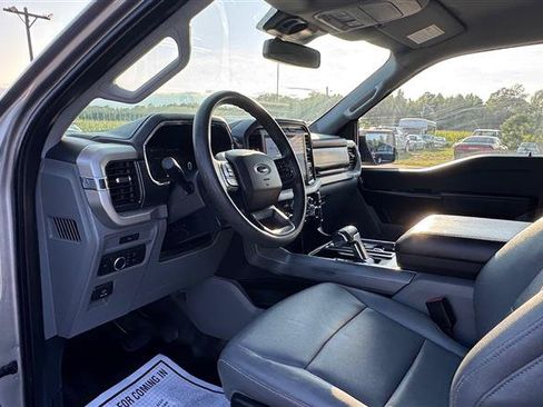 Used 2022 Ford F150 Lightning Pro AWD/4WD image 31