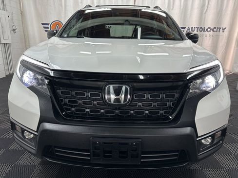 Used 2021 Honda Passport Sport image 3