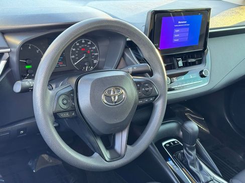 Used 2024 Toyota Corolla LE image 23