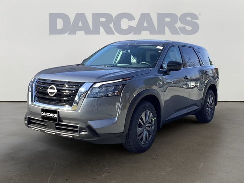 New 2025 Nissan Pathfinder S image 3
